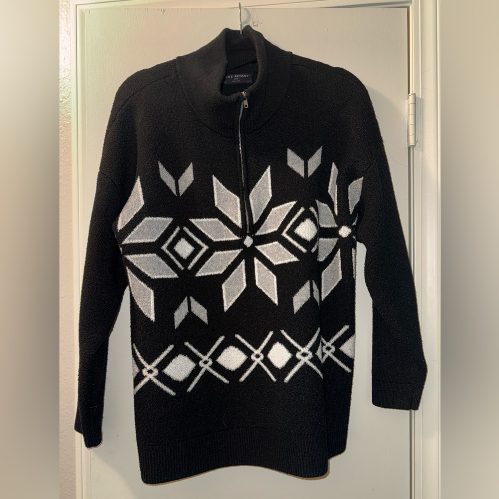 14/16 Lane Bryant Black, Gray & White Soft 1/4 Zip Sweater
